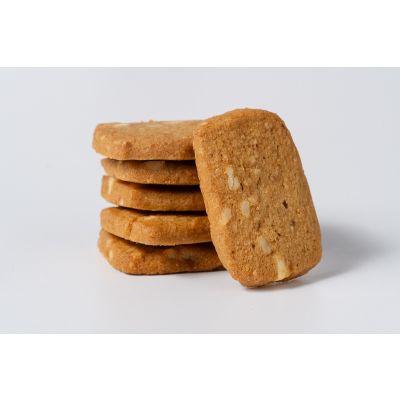 Banana & Macadamia Cookies